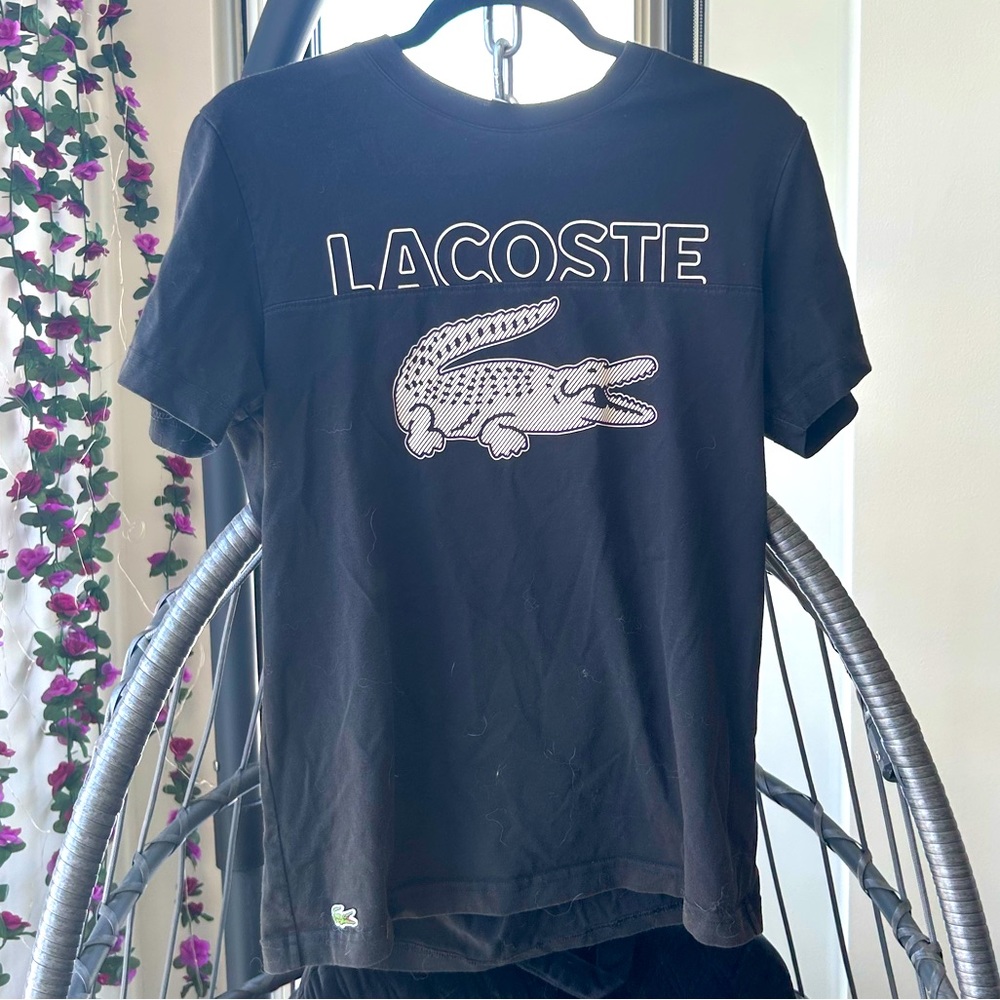 Lacoste tee